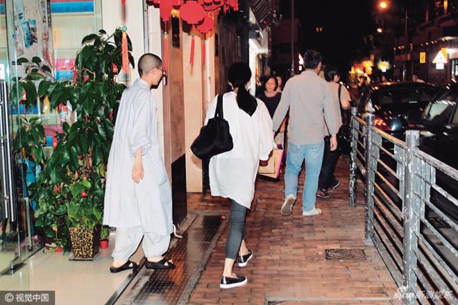 Luu Duc Hoa moi 148 tang su den le vi chua the di lai hinh anh 2