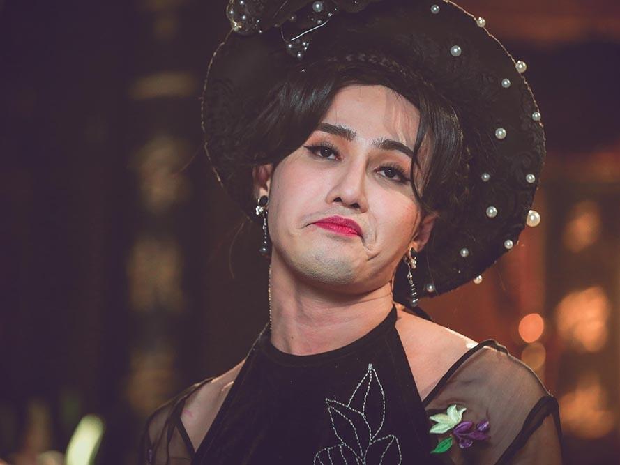 Huỳnh Lập gây bất ngờ vì hóa thân quá giống Hương Tràm trong MV Em gái mưa Parody-8