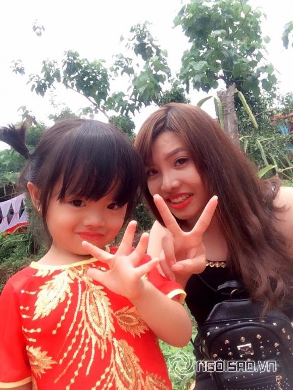 bà mẹ 'Thị Nở tái sinh', 'Thị Nở tái sinh', Kim Phượng 'Thị Nở tái sinh', Quách Thị Kim Phượng, đời sống trẻ