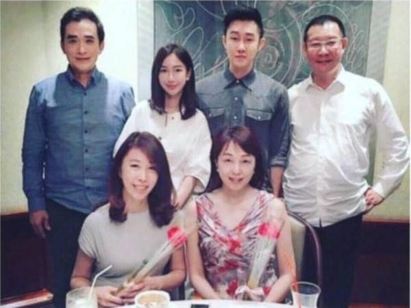 Nghe si 9X Dai Loan treo co tu tu sau khi bi thay giao cuong hiep hinh anh 3