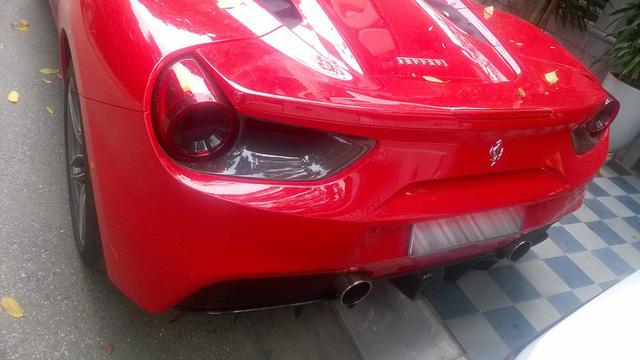 Ferrari 488 Spider đầu tiên tại Việt Nam được cho ra biển số - Ảnh 5.