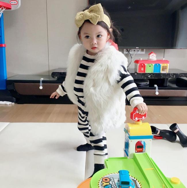 Danh tính nhóc tì khiến cộng đồng mạng Việt Nam điên đảo vì phong cách thời trang chất phát ngất - Ảnh 10.