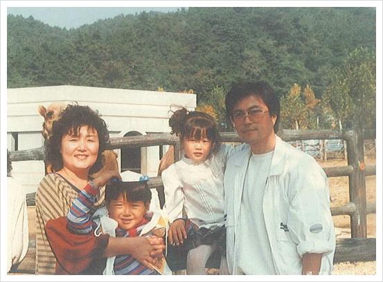 Đến phu nhân tân Tổng thống Hàn Quốc còn cọc đi tìm trâu, thì phụ nữ khi yêu hãy cứ bất chấp - Ảnh 8.