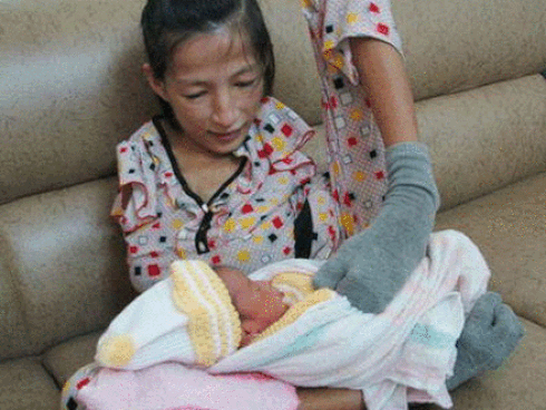 Lần đầu kết hợp, Min và Đức Phúc khiến khán giả Thủ đô thổn thức với bản hit Chưa bao giờ mẹ kể-5