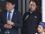 Vệ sĩ đẹp trai như tài tử của tân Tổng thống Hàn Quốc khiến dân mạng đứng ngồi không yên