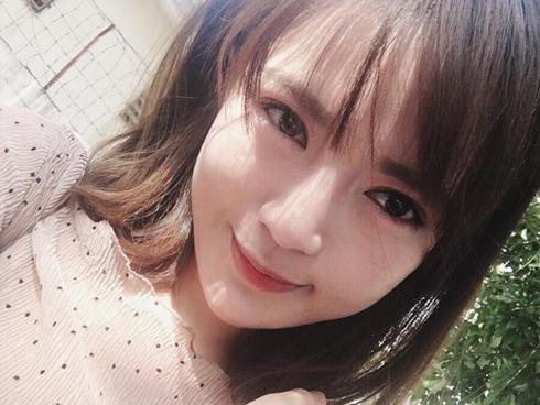 Đời sống hot teen 24h: 'Tú Linh chẳng cần tiêm... vào mặt, chỉ cần nhai cơm cũng có mặt bự chuẩn đẹp'