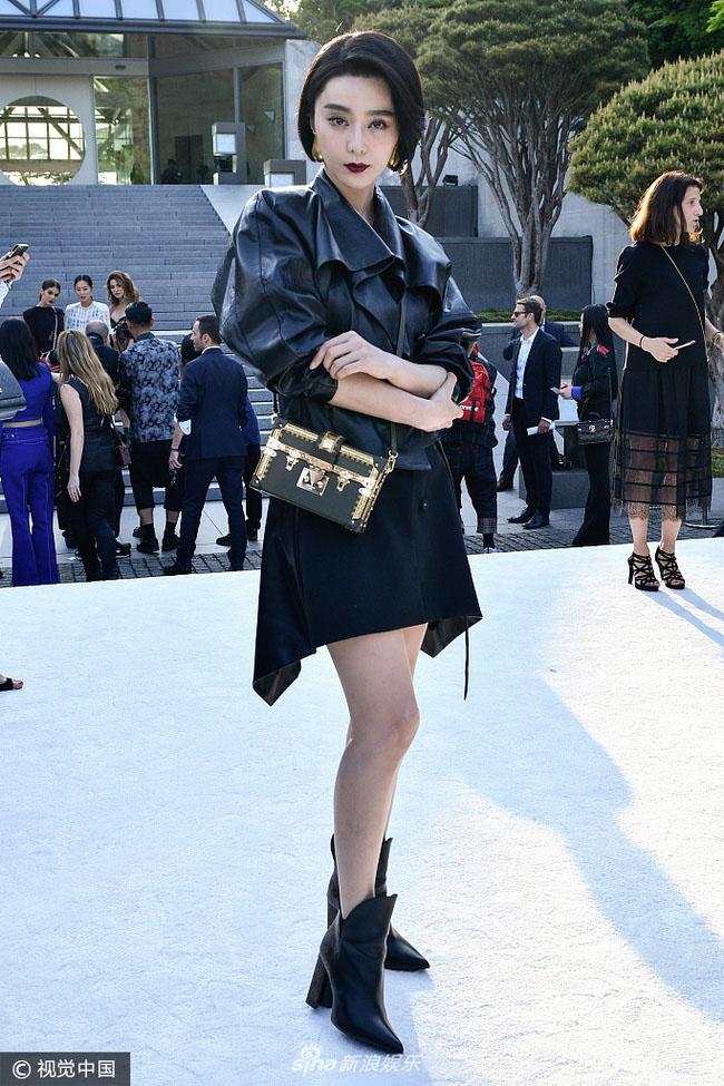 fan sup do vi lo anh chua photoshop tung lo chan long cua pham bang bang - 1