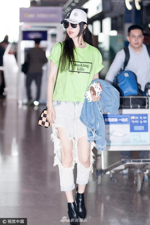 fan sup do vi lo anh chua photoshop tung lo chan long cua pham bang bang - 7