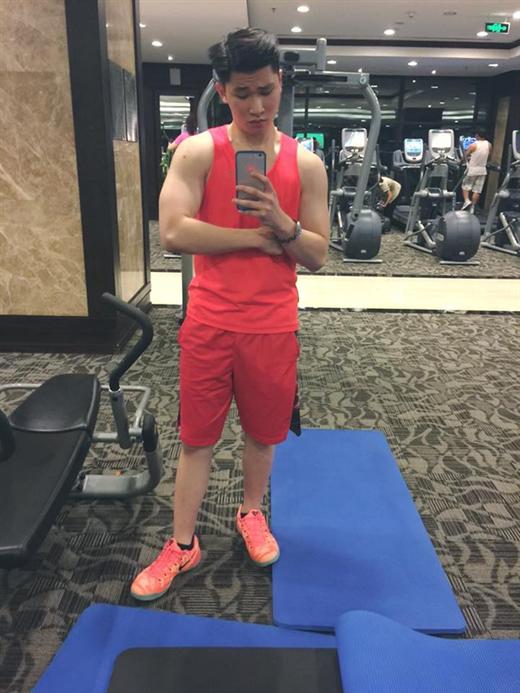 Chân dùng đời thường thiếu gia