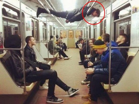 Ảnh hài: Chị em bó tay với hình ảnh 'khó coi' của các quý ông