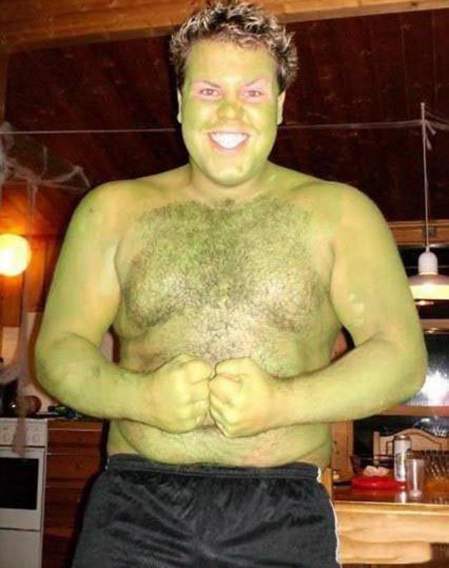 chi em bo tay voi hinh anh "kho coi" cua cac quy ong hinh anh 5