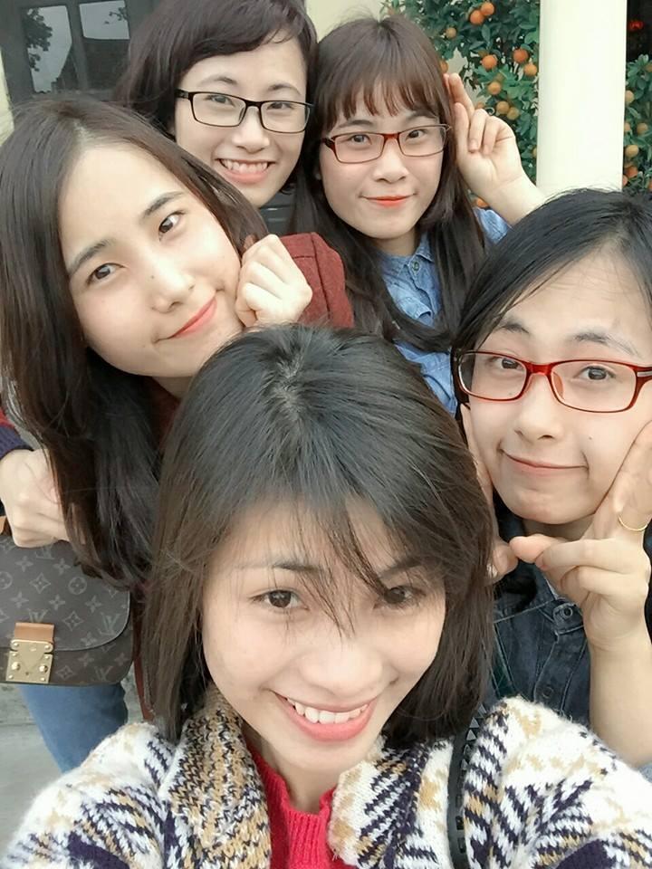 gia dinh co 5 hot girl xinh dep thieu vang cha tu be gay