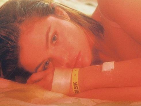 Selena Gomez làm fan thêm hóng vì những giai điệu đầu tiên trong single mới