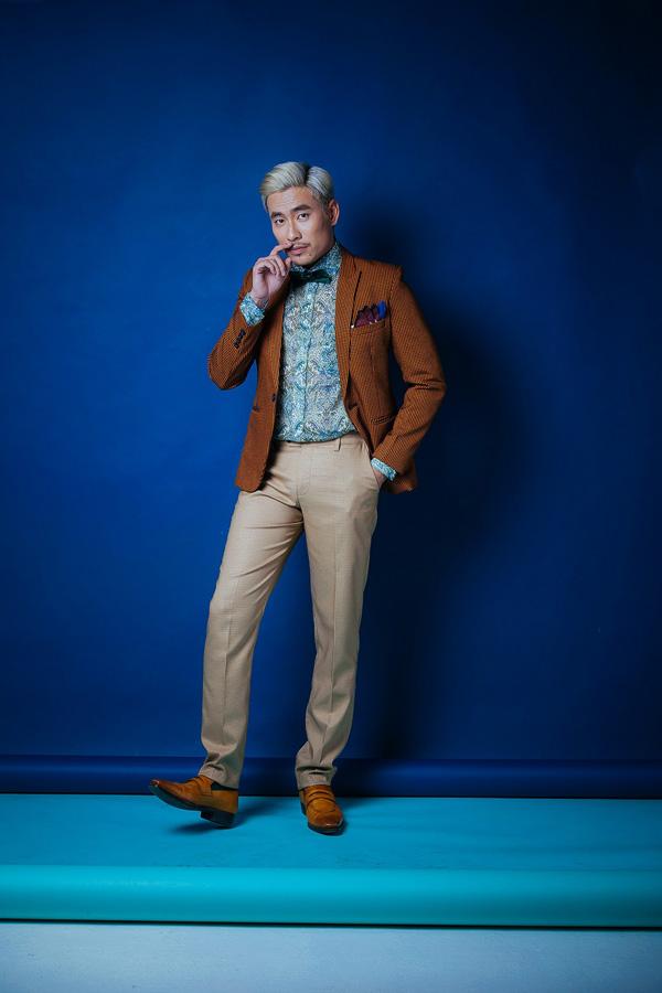 Producer: Nguyễn Thiện Khiêm Photo: Quốc Huy Make up: Huỳnh Phước Hair: Pánh Pò Costume: Ka