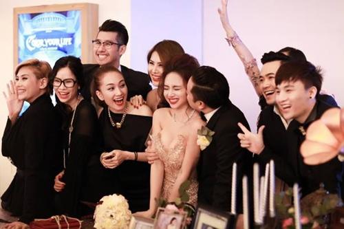 hau chia tay, sao viet "doi xu" the nao voi hinh xam nguoi cu? - 7