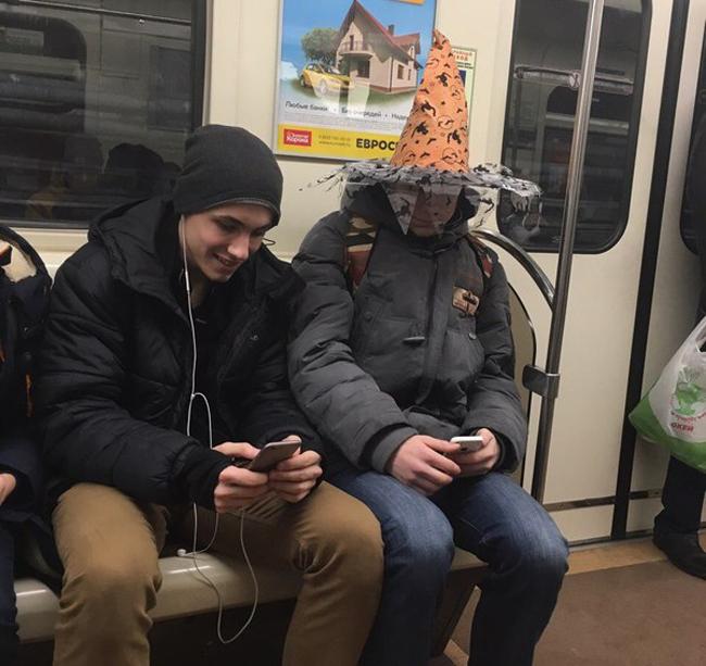 "hot ca hen"voi "thoi trang" noi cong cong hinh anh 10