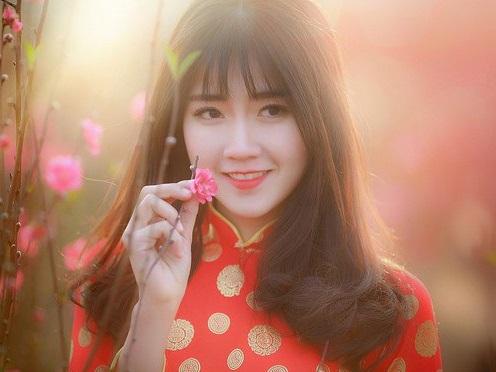 Hot girl Kiều Trinh nhận 'gạch đá' vì xúc phạm người Hà Nội