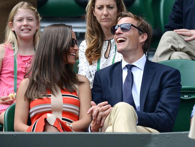 Chuyện tình yêu hợp tan tan hợp của em gái công nương Anh và vị hôn phu đại gia - Ảnh 6.