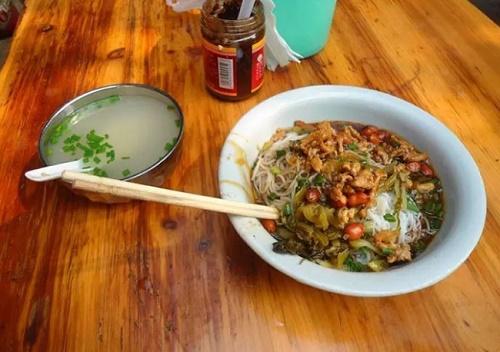 banh mi trung viet nam, mon an sang ngon nhat the gioi - 10