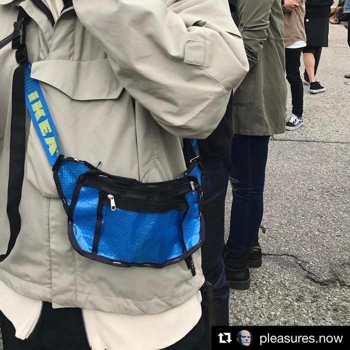 Biến túi xách nhựa thành set đồ thời trang thế này mới đúng chất