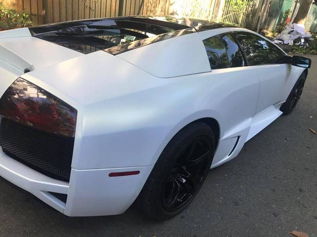 Lamborghini Murcielago LP640 màu xanh cốm độc nhất Việt Nam thay áo mới - Ảnh 4.