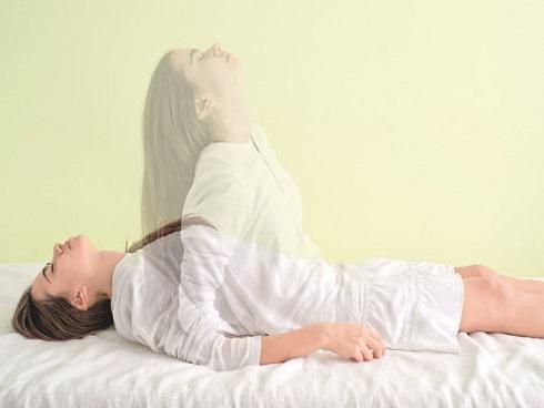 Sự thật chiếc điện thoại 'kết nối' với thế giới bên kia-5