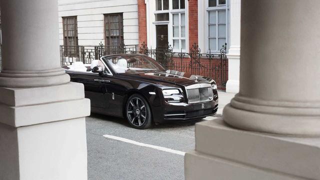 Làm quen với chiếc Rolls-Royce Dawn đặc biệt nhất thế giới - Ảnh 2.