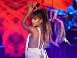 Ariana Grande hoảng loạn tâm lý, phải nhập viện khẩn cấp sau vụ nổ bom trong tour lưu diễn