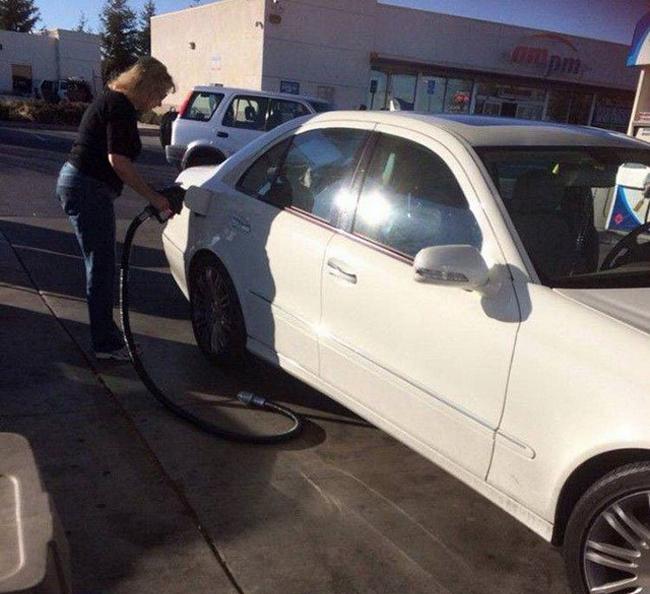 xem xong loat anh chi biet... "ngam cuoi" thoi! hinh anh 4