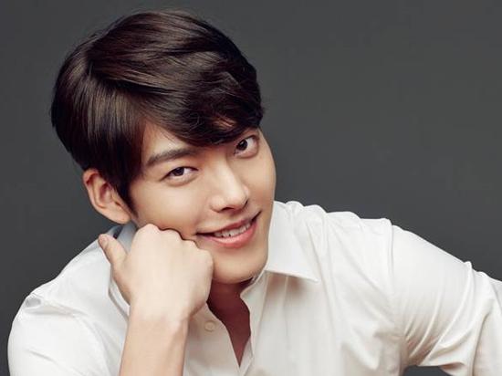 Mỹ nam 'Người thừa kế' Kim Woo Bin mắc bệnh ung thư vòm họng