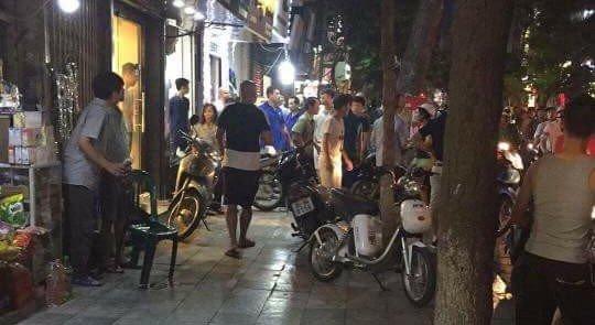 Truy sát trong shop quần áo, phố Hàng Bông, chồng giết vợ, cuồng ghen, ghen tuông