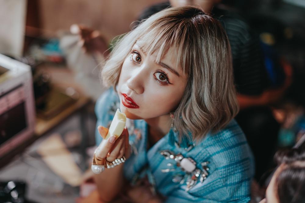 MV&nbsp;Ghen&nbsp;Erik đạt 1 triệu view -10