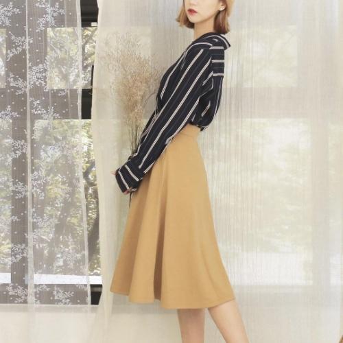 4 cách mix đơn giản với áo sơ mi cho nàng công sở