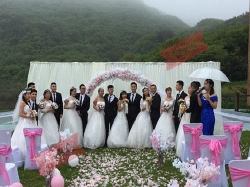 Đám cưới tập thể 'vi diệu nhất quả đất': Cả lớp cưới nhau