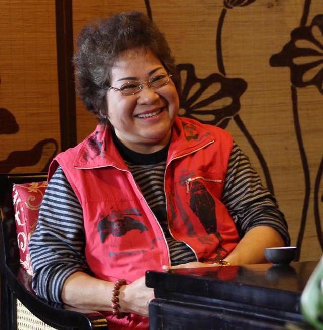 Nghệ sĩ Minh Vượng mang trong người nhiều căn bệnh, mỗi tháng chị hết 25-35 triệu. Mỗi tháng, tôi hết 25-35 triệu tiền thuốc