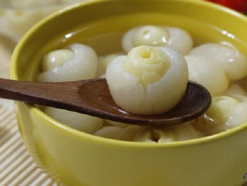 Chè hạt sen nấu thanh long đỏ, tuyệt ngon để detox ngày nắng nóng-10