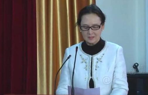 Khong con ai nhan ra nu dien vien dep va giau nhat 'Tay du ky 1986' hinh anh 3