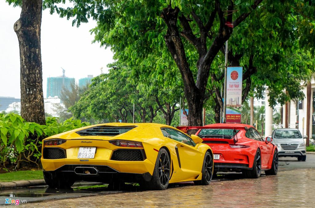 Cuong Do La tu tay rua sieu xe Porsche 911 GT3 moi tau hinh anh 9