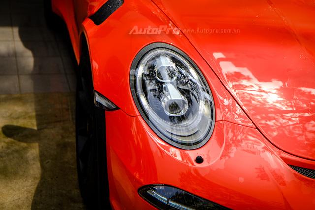 Cận cảnh siêu xe Porsche 911 GT3 RS mà Cường Đô-la mới tậu - Ảnh 10.