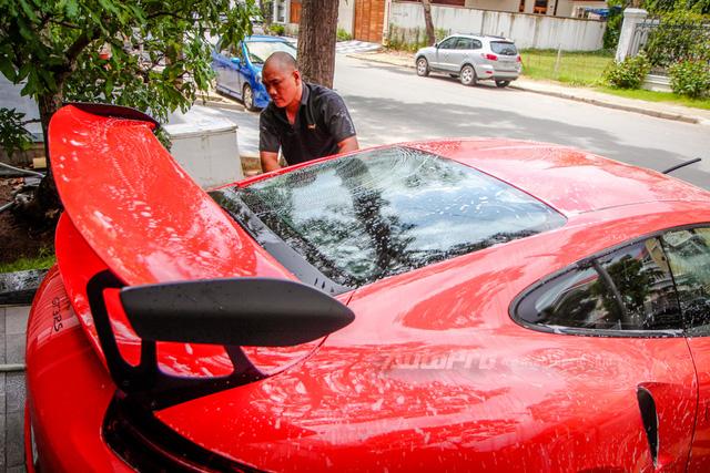 Cận cảnh siêu xe Porsche 911 GT3 RS mà Cường Đô-la mới tậu - Ảnh 11.