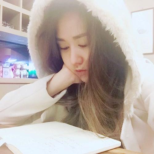 nu chinh tri gia dai loan 28 tuoi tao dang