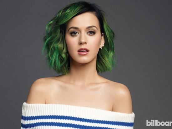 Cát-xê của sao ngoại khi ngồi ghế nóng bao nhiêu?