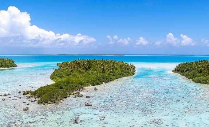 the island also offers the two-Michelin-star restaurant Le Grand Véfour (including room service).