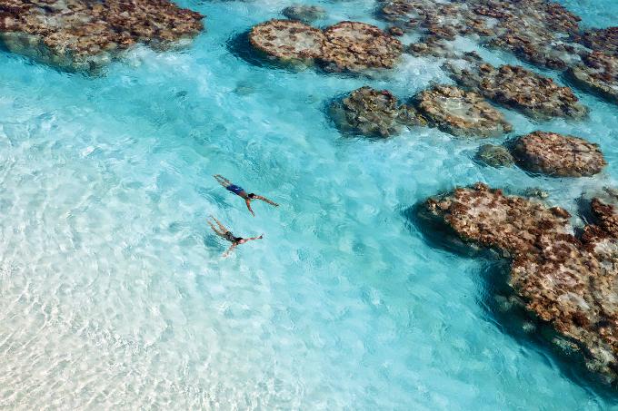 hon-dao-thien-duong-noi-em-gai-cong-nuong-kate-huong-tuan-trang-mat-3