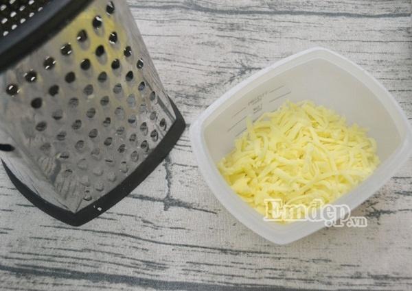 Pizza làm từ 100% thịt gà siêu ngon cho bé nhân ngày 1/6