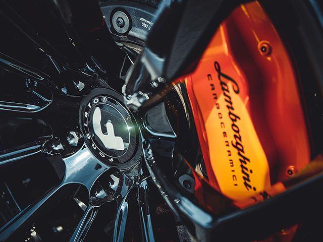 Lamborghini Huracan độ Novara Edizione độc nhất Việt Nam liên tục lên báo Tây - Ảnh 9.