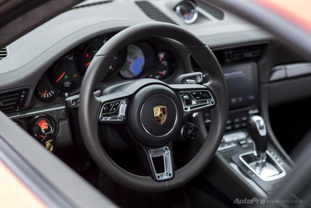 Porsche 911 Carrera giá 8,2 tỉ tại Việt Nam có gì hấp dẫn - Ảnh 6.