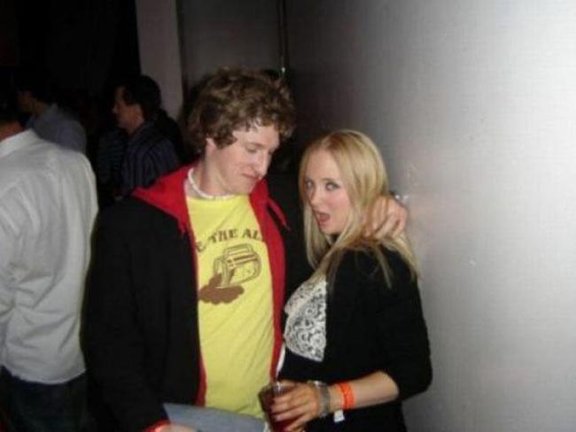 khoanh khac "ban nang troi day" cua cac quy ong hinh anh 12