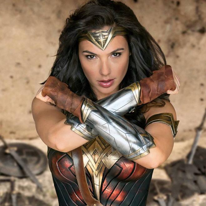 Wonder Woman Gal Gadot - A stunning beauty who doesn't want the Miss Universe crown to become famous!  - Photo 11.