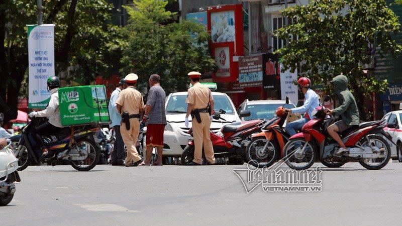 bong-hong-csgt-trong-chao-lua-ha-noi9